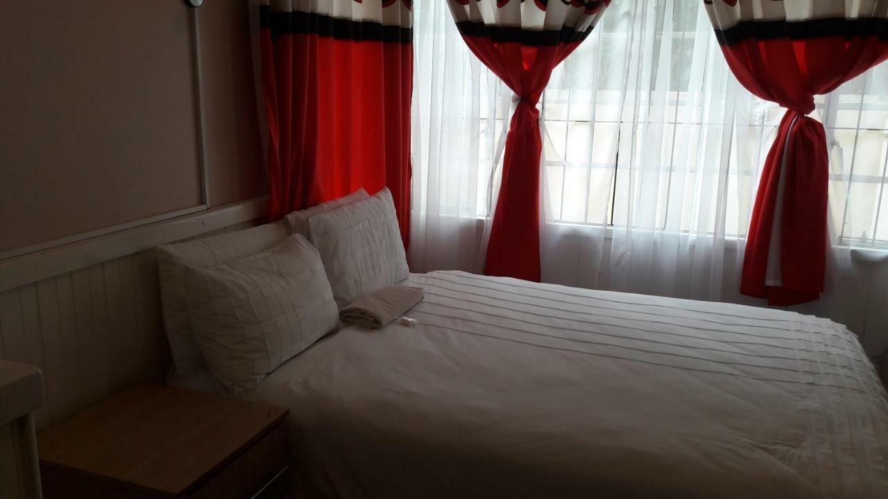 Beverly Corner Lodge Matatiele ภายนอก รูปภาพ