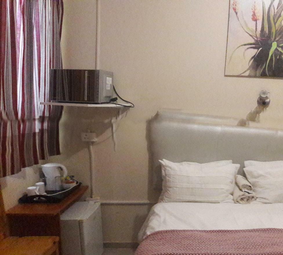 Beverly Corner Lodge Matatiele ภายนอก รูปภาพ