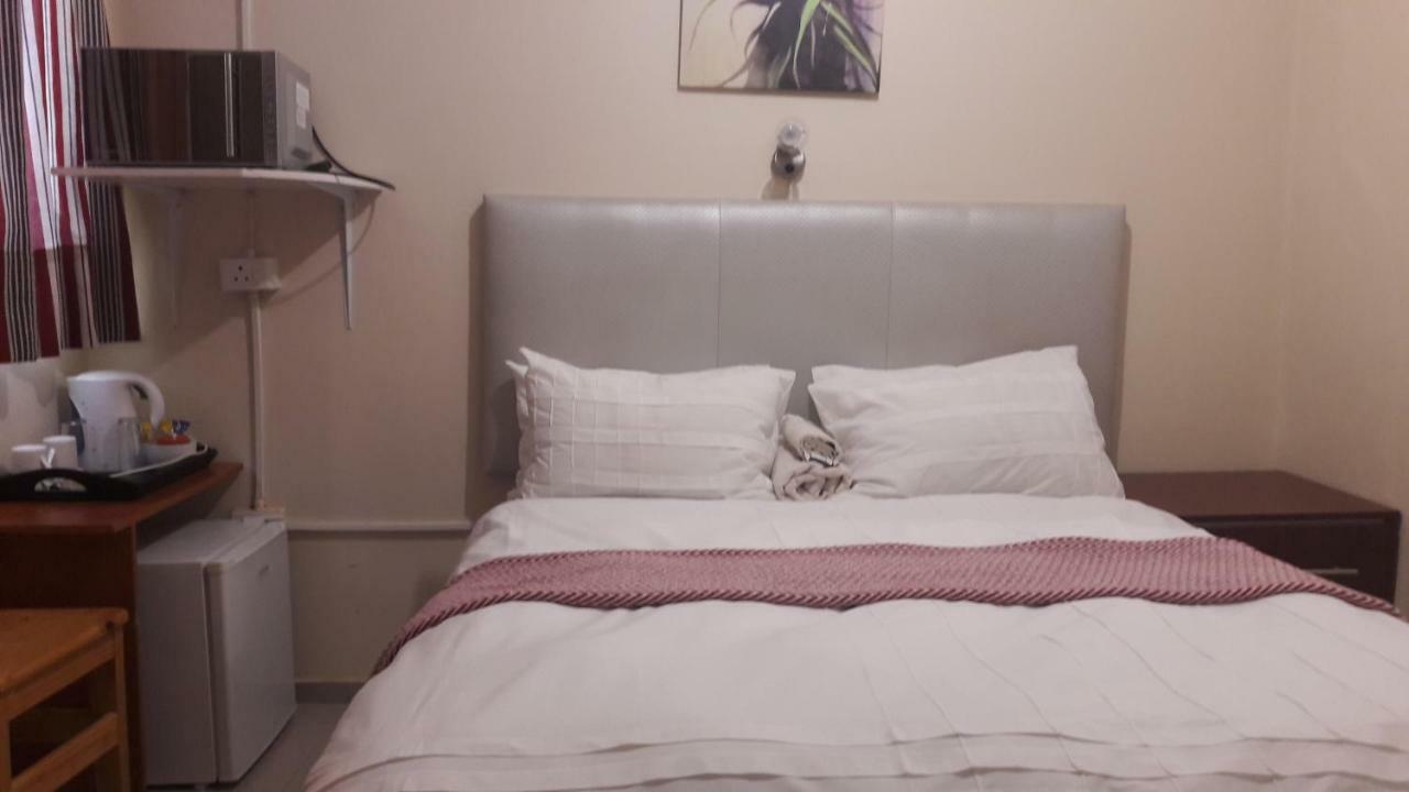 Beverly Corner Lodge Matatiele ภายนอก รูปภาพ